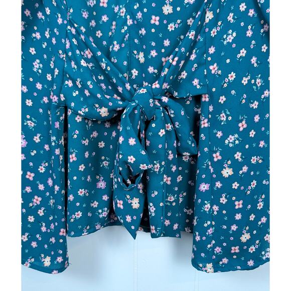 Molly & Isadora Kara Tie-Front Kimono Sleeve Tunic Top in Teal Floral Print 2X - Picture 4 of 10
